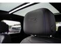 Volkswagen Touareg 3.0 V6 TFSi 4WD R-Line VW-garantie 5jaar / 100.000km | Panoramisch schuifdak | Trekhaak elektrisch | Adaptieve Cruise Control | Leder "Puglia" "R-logo' zwart/ blauwe stikking | 22" Lichtmetalen velgen "Estoril", zwart