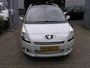 Peugeot 5008 1.6 THP GT 7p. airco navi Panorama dak APK