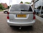 Kia Carens 2.0 CVVT X-tra