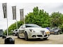 Alfa Romeo Giulietta 1.7 TBi Quadrifoglio Verde PANO/BLUE&ME/STOELVERWARMING/LEDER/DNA/BIXENON/BOSE/NWE DISTRIBUTIE/FULL