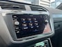 Volkswagen Tiguan 1.5 TSI 150 pk R-Line Business 7-DSG | Trekhaak elektrisch uitklapbaar | Achteruitrijcamera | Cruise control adaptief |
