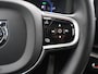 Volvo XC60 2.0 T6 Plug-in hybrid AWD R-Design | Trekhaak Electr. | Sportstoelen | Harman-Kardon | 360° Camera | Panoramadak | Standverwarming |