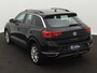 Volkswagen T-Roc 1.5 TSI Style Automaat | Trekhaak | Parkeersensoren