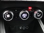 Renault Captur E-Tech full hybrid 145pk E-Tech engineered | Stoel- en stuurwielverwarming | Lane assist | Adaptive Cruise control | Parkeersensoren voor/achter | Achteruitrijcamera |