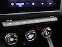 Renault Captur E-Tech full hybrid 145pk E-Tech engineered | Stoel- en stuurwielverwarming | Lane assist | Adaptive Cruise control | Parkeersensoren voor/achter | Achteruitrijcamera |