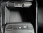 Kia Stonic 1.0 T-GDi MHEV 100pk DynamicLine Two Tone | Navigatie | Camera | All season | Trekhaak