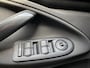 Ford C-Max 2.0-16V Titanium Clima/Cruise/PDC/Panorama/Netjes