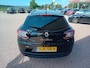 Renault Megane Estate 1.2 TCe Bose Automaat, Airco(automatisch), Multimediasysteem, Bluetooth, Navigatie, Camera, Parkeersensoren, Stoelverwarming, Keyless, Cruise control, Dimlicht automatisch, Regensensor, Elektrische ramen en spiegels, Nette Auto, goed onderhouden, BOVAG