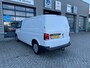 Volkswagen Transporter 2.0 TDI L2H1 150 pk | Standkachel | Trekhaak | Apple Car Play |
