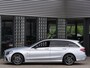 Mercedes-Benz C-klasse Estate 300e AMG/ PANORAMADAK/ 360° CAMERA/ SFEERVERLICHTING/ DODE HOEK DETECTIE