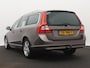 Volvo V70 2.0 D3 Limited Edition / Automaat / Trekhaak / PDC / Stoelverwarming / Memory Seats / LMV 17 inch / / Apk dec-2025