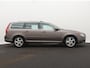 Volvo V70 2.0 D3 Limited Edition / Automaat / Trekhaak / PDC / Stoelverwarming / Memory Seats / LMV 17 inch / / Apk dec-2025