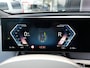 BMW iX xDrive50 BUSINESS ED. PLUS | 112 kWh | PANORAMA | CRYSTAL | TREKHAAK | LUCHTVERING | 1e EIG!!