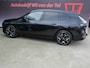 BMW iX xDrive50 BUSINESS ED. PLUS | 112 kWh | PANORAMA | CRYSTAL | TREKHAAK | LUCHTVERING | 1e EIG!!