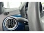 Fiat 500 70pk Hybrid Club | Navigatie via Apple Carplay/Android Auto | Climate Control | Cruise control | Parkeersensoren | DAB radio