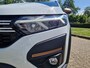 Dacia Jogger 1.0 TCe 110 Extreme 7p. / 1e Eigenaar / Achteruitrijcamera / Parkeersensoren voor + achter / Apple Carplay & Android Auto / Climate Control / Lichtmetalen Velgen / 7 Persoons /