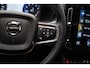Volvo XC40 T2 Momentum Automaat 130pk | Navigatie Full Map | Volvo On Call | Climate Control | Cruise Control | Parkeersensoren achter |