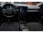 Volvo XC40 T2 Momentum Automaat 130pk | Navigatie Full Map | Volvo On Call | Climate Control | Cruise Control | Parkeersensoren achter |