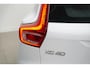 Volvo XC40 T2 Momentum Automaat 130pk | Navigatie Full Map | Volvo On Call | Climate Control | Cruise Control | Parkeersensoren achter |