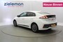 Hyundai Ioniq Comfort EV 38 kWh - Carplay, Camera, Stoelverw. SOH 100%
