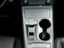 Hyundai Kona Electric EV Premium 64 kWh 3-Fase Lader | Navigatie | Stoelventilatie + -verwarming | Head-Up Display | Leder | Adapt. Cruise Control | Rijklaarprijs!