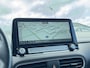 Hyundai Kona Electric EV Premium 64 kWh 3-Fase Lader | Navigatie | Stoelventilatie + -verwarming | Head-Up Display | Leder | Adapt. Cruise Control | Rijklaarprijs!