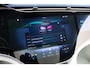 Mercedes-Benz EQE 300 AMG Line 89 kWh | Hyperscreen | Airmatic | Distronic+ | Memory | Burmester | Panoramadak | Digital Light | Surround Camera | Keyless Go | Augmented Reality | Warmtepomp |