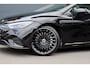 Mercedes-Benz EQE 300 AMG Line 89 kWh | Hyperscreen | Airmatic | Distronic+ | Memory | Burmester | Panoramadak | Digital Light | Surround Camera | Keyless Go | Augmented Reality | Warmtepomp |