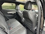 Peugeot 3008 1.6 HYbrid4 300 GT Pack Business 12-2022 ! | Meest Complete Uitvoering ! | 4-Wielaandrijving | Plug-In Hybride | Panoramisch Schuif-/Kanteldak | FOCAL Premium Audio | Night Vision | Stoelverwarming | Keyless Pakket | 360 Graden Camera | Dode Hoek Detectie | Digitaal Dashboard |