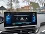 Peugeot 3008 1.6 HYbrid4 300 GT Pack Business 12-2022 ! | Meest Complete Uitvoering ! | 4-Wielaandrijving | Plug-In Hybride | Panoramisch Schuif-/Kanteldak | FOCAL Premium Audio | Night Vision | Stoelverwarming | Keyless Pakket | 360 Graden Camera | Dode Hoek Detectie | Digitaal Dashboard |