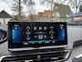 Peugeot 3008 1.6 HYbrid4 300 GT Pack Business 12-2022 ! | Meest Complete Uitvoering ! | 4-Wielaandrijving | Plug-In Hybride | Panoramisch Schuif-/Kanteldak | FOCAL Premium Audio | Night Vision | Stoelverwarming | Keyless Pakket | 360 Graden Camera | Dode Hoek Detectie | Digitaal Dashboard |