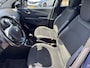Renault Captur 0.9 TCe Intens / NAVIGATIE INCL. BLUETOOTH / PARKEERSENSOREN & CAMERA / CLIMATE CONTROL / KEYLESS ENTRY / DODE HOEK ASSISTENT / FULL LED