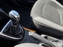 Renault Captur 0.9 TCe Intens / NAVIGATIE INCL. BLUETOOTH / PARKEERSENSOREN & CAMERA / CLIMATE CONTROL / KEYLESS ENTRY / DODE HOEK ASSISTENT / FULL LED