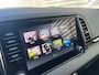 Skoda Karoq 1.5 TSI ACT Business Edition Plus / App connect / Navigatie / Parkeersensoren V+A / Camera / Zwenkbare trekhaak / Fabriek garantie 2027 /