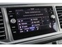 Volkswagen Crafter 35 2.0 TDI L3H3 177pk - 2x Schuifdeur - LED - Trekhaak - Navigatie - DAB - Geveerde stoel - Camera - Stoelverwarming - Rijklaar