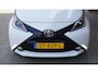 Toyota Aygo 1.0 70pk VVT-i 5Drs x-Wave Cabriolet H-Leder A-Camera Airco LED 15inch LM *NL auto* 85699km!