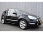 Ford S-Max 1.6 EcoBoost Titanium ECC | Full Map Navi | Sportstoelen | Telefonie | Trekhaak | 17 Inch LMV