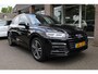 Audi Q5 50 TFSI e quattro S-Edition 299PK! PANO LEER/NAPPA+MEMORY COCKPITVIEW  Luchtvering TREKHAAK-ELEK 360-CAMERA 20"LMV ACHTERKLEP-ELEK 2xPDC STOELVERW. ZWARTE-HEMEL ENZ!