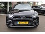 Audi Q5 50 TFSI e quattro S-Edition 299PK! PANO LEER/NAPPA+MEMORY COCKPITVIEW  Luchtvering TREKHAAK-ELEK 360-CAMERA 20"LMV ACHTERKLEP-ELEK 2xPDC STOELVERW. ZWARTE-HEMEL ENZ!