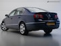 Volkswagen Passat 2.0 FSI Comfortline (AIRCO,CRUISE,PARKEERSENSOREN,COMFORT-STOELEN,LM-VELGEN,NIEUWE APK,TOPCONDITIE)
