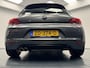 Volkswagen Scirocco 1.4 TSi Navigatie-Cr.contr-Clima-Stoelverwarming-Parkeersensoren-Lm19''velgen