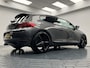 Volkswagen Scirocco 1.4 TSi Navigatie-Cr.contr-Clima-Stoelverwarming-Parkeersensoren-Lm19''velgen