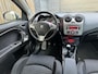 Alfa Romeo MiTo 1.4 T Distinctive 155pk Climate control | Cruise control | Xenon verlichting | 17 inch lichtmetalen velgen| Historie aanwezig | Parkeersensoren achter