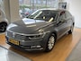 Volkswagen Passat 1.4 TSI ACT NAVI - PDC v+a - TREKHAAK - CAMERA 1e eigenaar - Nederlandse auto !