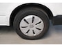 Volkswagen Transporter 2.0 TDI L2H1 28 - N.A.P. Airco, Cruise, Navi, PDC, Trekhaak.