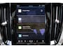 Volvo S60 B4 Plus Dark - Panorama/schuifdak - IntelliSafe Assist & Surround - 360º Camera - Harman/Kardon audio - Adaptieve LED koplampen - Verwarmde voorstoelen, stuur & achterbank - Parkeersensoren voor & achter - Elektr. bedienb. voorstoelen met geheugen - Draadloze tel. lader - Standkachel - 19' LMV