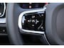 Volvo S60 Recharge T8 AWD Ultimate Dark - LONG RANGE -Panorama/schuifdak - IntelliSafe Assist & Surround - 360º Camera - Bowers & Wilkins audio - Adaptieve LED koplampen - Verwarmde voorstoelen, stuur & achterbank - Parkeersensoren voor & achter - Elektr. bedienb. voorstoelen met geheugen - Head up display - Elektr. inklapbare trekhaak - 19' LMV