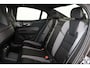 Volvo S60 Recharge T8 AWD Ultimate Dark - LONG RANGE -Panorama/schuifdak - IntelliSafe Assist & Surround - 360º Camera - Bowers & Wilkins audio - Adaptieve LED koplampen - Verwarmde voorstoelen, stuur & achterbank - Parkeersensoren voor & achter - Elektr. bedienb. voorstoelen met geheugen - Head up display - Elektr. inklapbare trekhaak - 19' LMV