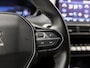Peugeot 5008 1.2 PureTech Sport 7 Persoons (APPLE CARPLAY, GROOT NAVI, TREKHAAK, LEDEREN SPORTSTOELEN, 360 CAMERA, ADAPTIVE CRUISE, GETINT GLAS, PARKEERSENSOREN, NIEUWE APK, NIEUWSTAAT)