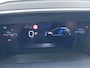 Peugeot 208 Hybrid 100 e-DCS6 GT / Vision Pack / Navigatie + Apple Carplay/Android Auto / Half Lederen/Stoffen Bekleding / Stoelverwarming /